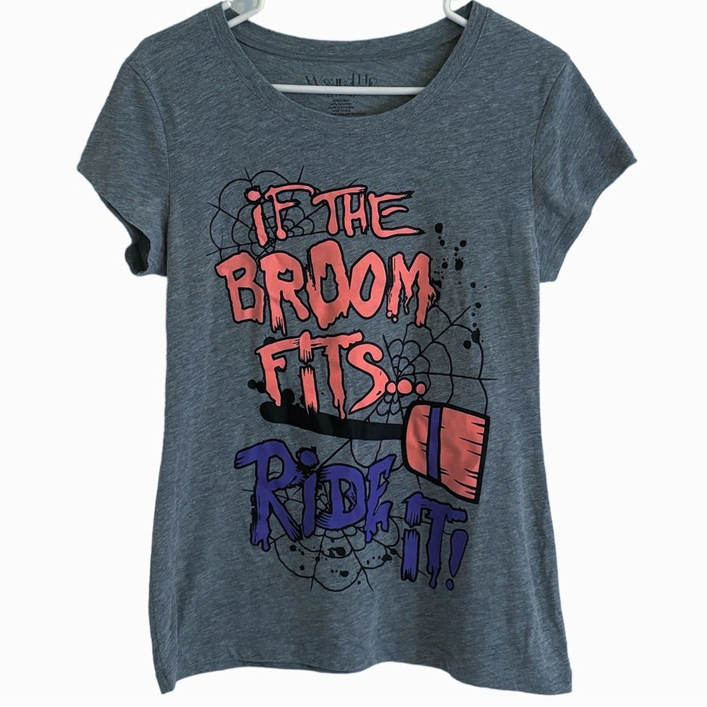 Womens Gray If The Broom Fits Witch Spiderweb Halloween T-Shirt Size L